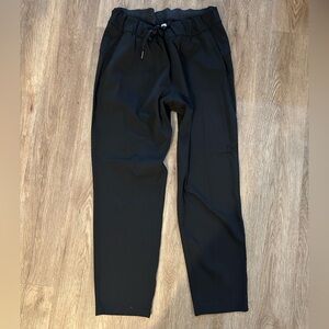 Lululemon jogger style pant black size 12 wsp30417lw5al